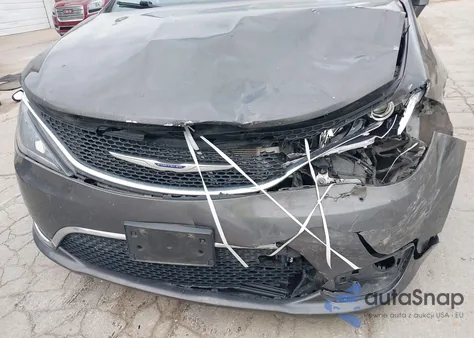 2019 Chrysler Pacifica Touring Plus z USA, uszkodzony, nr VIN 2C4RC1FGXKR610201